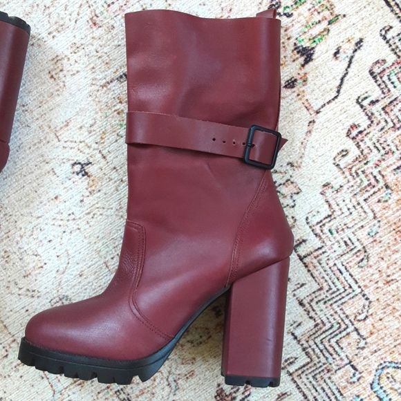 Gorgeous Burgundy Chunky Leather High Heel Statement Boots Made in Brazil Size 6 - Picture 3 of 12